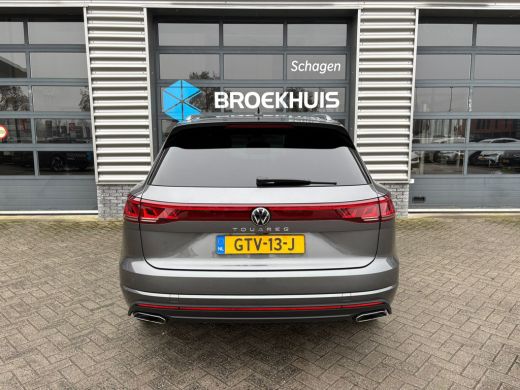 Volkswagen Touareg 3.0 TSi eHybrid 340 pk 4MOTION Elegance | Luchtvering | Elektrische Panoramadak | Achteruitrijcam... ActivLease financial lease