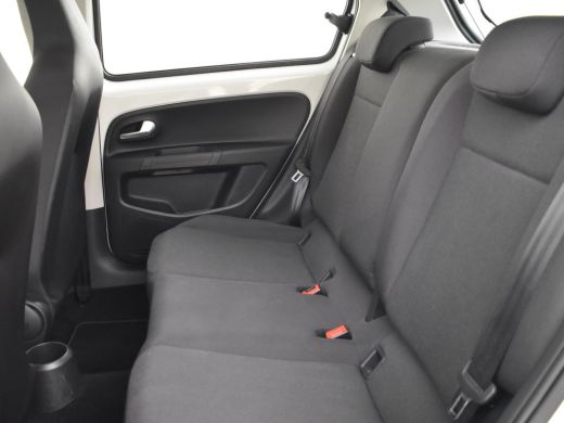 Volkswagen up! 1.0 65pk | Navigatie via smartphone | Cruise control | Airco | Parkeersensoren achter | Camera ac... ActivLease financial lease