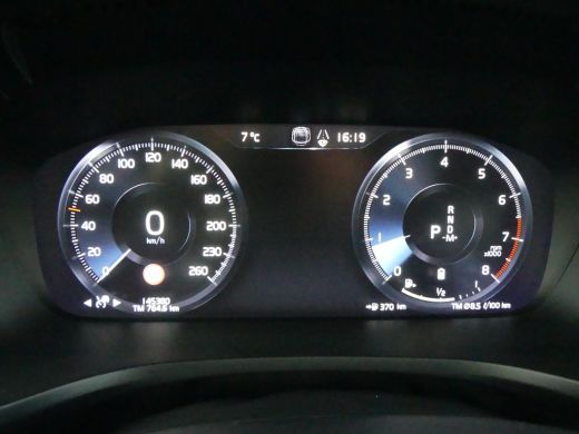 Volvo  V60 2.0 B3 Business Pro | TREKHAAK | ADAPTIVE CRUISE | DODEHOEKDETECTIE | STOEL+STUURVERWARMING | CAM... ActivLease financial lease