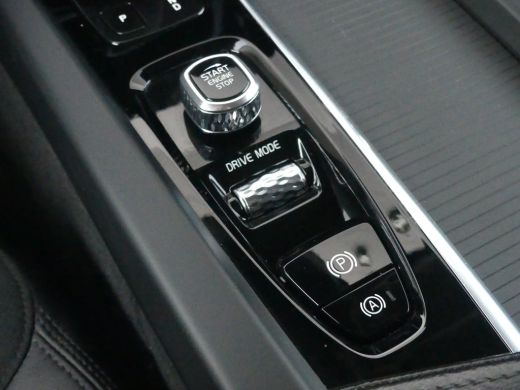 Volvo  V60 2.0 B3 Business Pro | TREKHAAK | ADAPTIVE CRUISE | DODEHOEKDETECTIE | STOEL+STUURVERWARMING | CAM... ActivLease financial lease