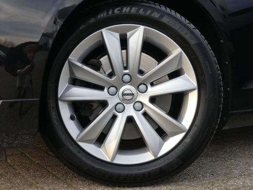 Volvo  V60 2.0 B3 Business Pro | TREKHAAK | ADAPTIVE CRUISE | DODEHOEKDETECTIE | STOEL+STUURVERWARMING | CAM... ActivLease financial lease