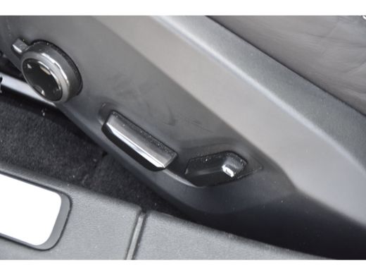 Volvo  V60 T6 Black Pack | Panoramadak | Trekhaak | 360cam | Harman Kardon | ActivLease financial lease