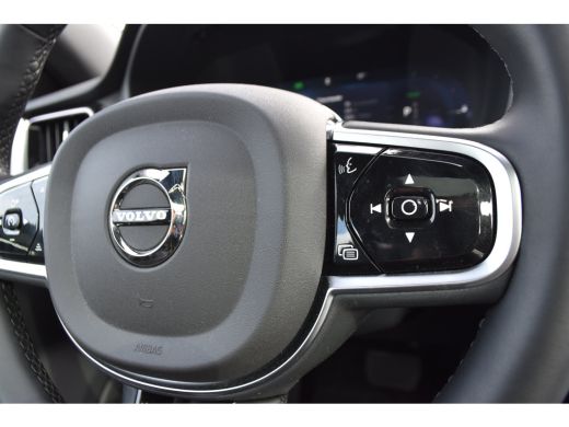Volvo  V60 T6 Black Pack | Panoramadak | Trekhaak | 360cam | Harman Kardon | ActivLease financial lease