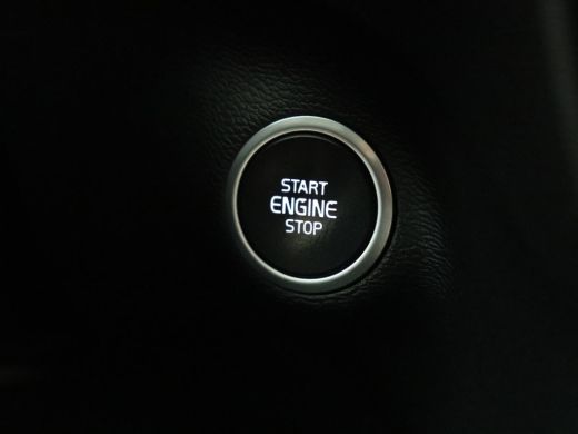 Volvo  XC40 1.5 T4 Recharge R Design Expression | Trekhaak | Leder | Stoel & stuurverwarming | Camera | Carpl... ActivLease financial lease