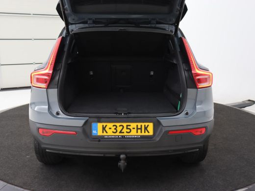 Volvo  XC40 1.5 T4 Recharge R Design Expression | Trekhaak | Leder | Stoel & stuurverwarming | Camera | Carpl... ActivLease financial lease