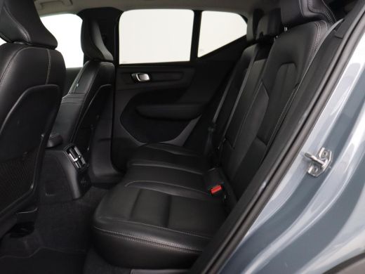 Volvo  XC40 1.5 T4 Recharge R Design Expression | Trekhaak | Leder | Stoel & stuurverwarming | Camera | Carpl... ActivLease financial lease