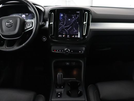 Volvo  XC40 1.5 T4 Recharge R Design Expression | Trekhaak | Leder | Stoel & stuurverwarming | Camera | Carpl... ActivLease financial lease