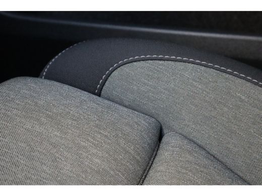 Volvo  XC40 T4 211PK Plus Dark | HK Audio | Memory | Getint Glas | Cruise Control | Stoel&Stuur Verw. ActivLease financial lease