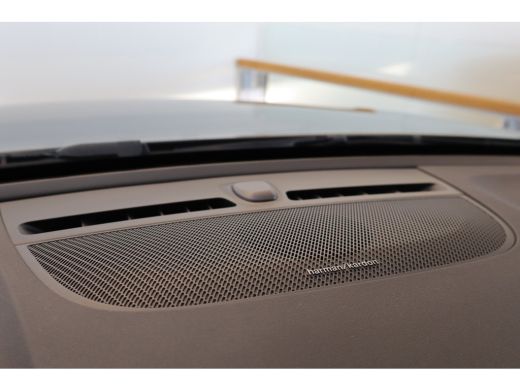 Volvo  XC40 T4 211PK Plus Dark | HK Audio | Memory | Getint Glas | Cruise Control | Stoel&Stuur Verw. ActivLease financial lease