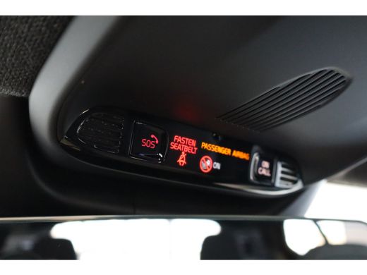 Volvo  XC40 T4 211PK Plus Dark | HK Audio | Memory | Getint Glas | Cruise Control | Stoel&Stuur Verw. ActivLease financial lease