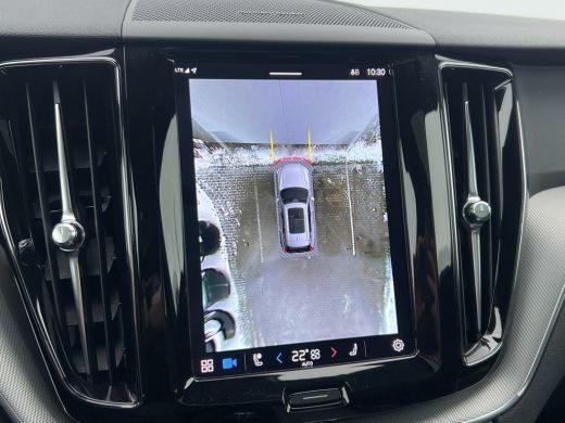 Volvo  XC60 2.0 B4 R-Design | Pano | 360 Camera | Memory | Harman Kardon ActivLease financial lease