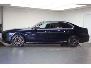BMW i7 eDrive50 High Executive / Panoramadak / Stoelventilatie / Massagefunctie / Parking Assistant Prof...