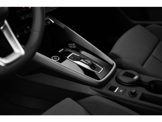 Audi A3 Sportback 30 TFSI advanced 116 pk | Trekhaak | Panorama Dak |  Achteruitrijcamera | Sonos Audio |... ActivLease financial lease