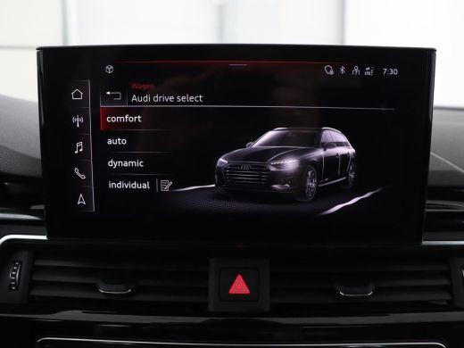 Audi A4 35 TFSI S edition Competition | Panoramadak | Stoelverwarming | Virtual Cockpit | Carplay | Half ... ActivLease financial lease