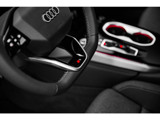 Audi A6 Avant S edition | Adaptive cruise control | Airconditioning 4-zones | Audi sound system ActivLease financial lease