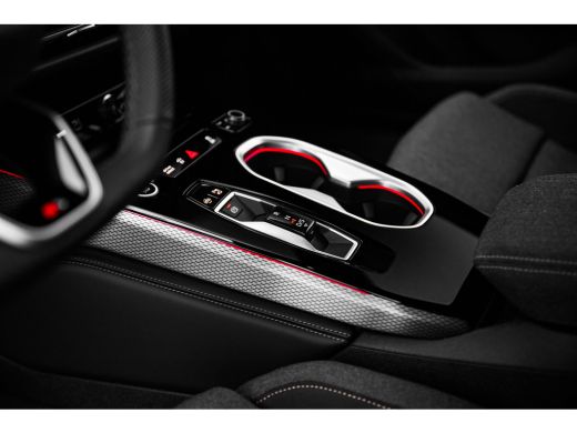 Audi A6 Avant S edition | Adaptive cruise control | Airconditioning 4-zones | Audi sound system ActivLease financial lease