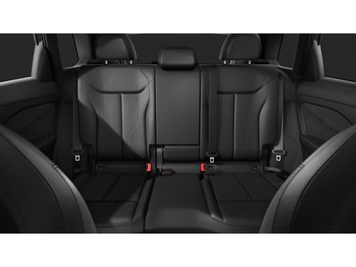 Audi Q3 S edition | 3-zone airconditioning | Adaptive cruise control | Audi sound system ActivLease financial lease