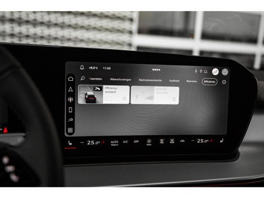 Audi Q3 S edition | Adaptive cruise control | Audi sound system | Cruise control ActivLease financial lease
