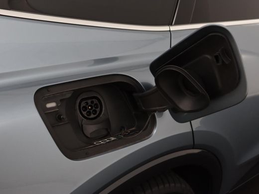 Audi Q4 e-tron 40 Launch Edition Advanced 77 kWh | Stoelverwarming | Adaptive cruise | Camera | SONOS Sound | Ma... ActivLease financial lease