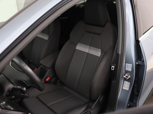 Audi Q4 e-tron 40 Launch Edition Advanced 77 kWh | Stoelverwarming | Adaptive cruise | Camera | SONOS Sound | Ma... ActivLease financial lease