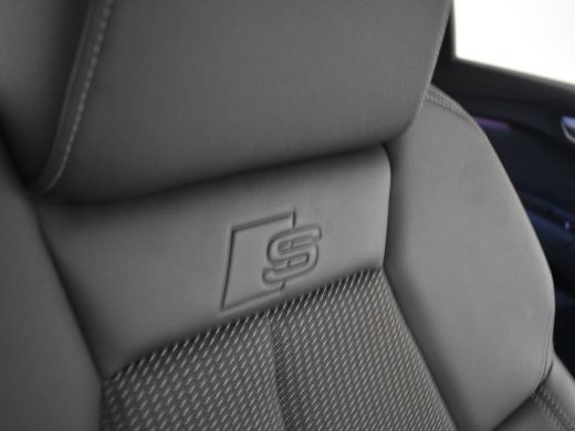 Audi Q4 e-tron 40 S edition 77 kWh 204pk | Head up display | Camera achter | Sons Audio | Navigatie | App connec... ActivLease financial lease