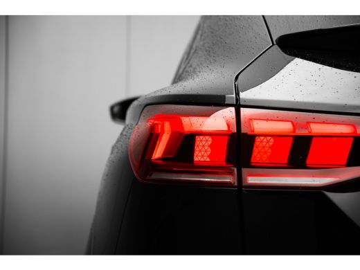 Audi Q6 e-tron S edition | Adaptive air suspension | Adaptive cruise control | Audi sound system ActivLease financial lease