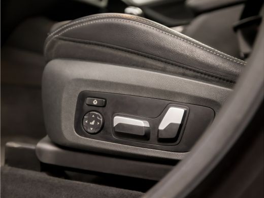 BMW X3 xDrive30e M Sport High Executive 293Pk Automaat (PANORAMADAK, M PAKKET, HEAD-UP DISPLAY, MEMORY S... ActivLease financial lease