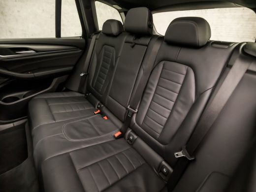 BMW X3 xDrive30e M Sport High Executive 293Pk Automaat (PANORAMADAK, M PAKKET, HEAD-UP DISPLAY, MEMORY S... ActivLease financial lease