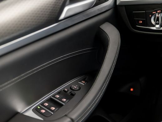 BMW X3 xDrive30e M Sport High Executive 293Pk Automaat (PANORAMADAK, M PAKKET, HEAD-UP DISPLAY, MEMORY S... ActivLease financial lease