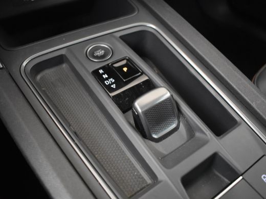 CUPRA Formentor 1.4 e-Hybrid VZ Performance | SOH 100%! Panorama dak | Dodehoekdetectie | Camera achter | Adaptie... ActivLease financial lease