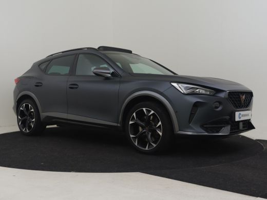 CUPRA Formentor 1.4 e-Hybrid VZ Performance | SOH 100%! Panorama dak | Dodehoekdetectie | Camera achter | Adaptie... ActivLease financial lease