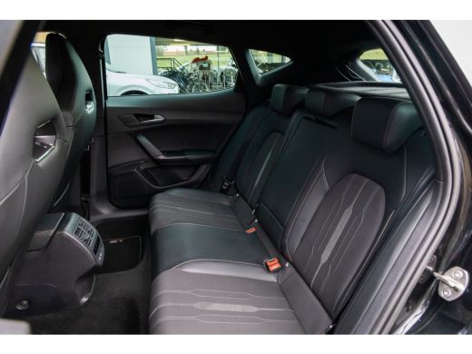 CUPRA Formentor 1.4 e-Hybrid VZ Performance | PHEV/245PK | Adap cruise | Camera | Stuur+Stoel verwarming | Apple ... ActivLease financial lease