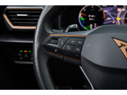 CUPRA Formentor 1.4 e-Hybrid VZ Performance | PHEV/245PK | Adap cruise | Camera | Stuur+Stoel verwarming | Apple ... ActivLease financial lease