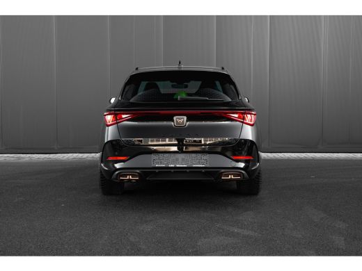 CUPRA Leon Sportstourer 1.4 e-Hybrid 245 PK VZ Business Dodehoekdetectie | Adaptive cruise control | Keyless entry | Carplay ActivLease financial lease