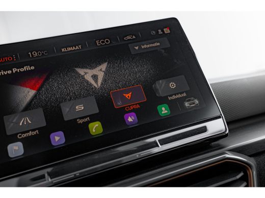 CUPRA Leon Sportstourer 1.4 e-Hybrid 245 PK VZ Business Dodehoekdetectie | Adaptive cruise control | Keyless entry | Carplay ActivLease financial lease