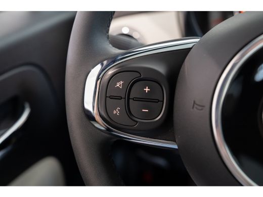 Fiat 500 1.0 Hybrid Dolcevita | Panoramadak | Apple Carplay & Android Auto | Airco | Lichtmetalen velgen | ActivLease financial lease