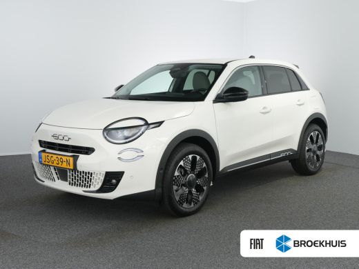 Fiat 600 | Demo Deal | 1.2 Hybrid La Prima | Cruise control adaptief met Stop&Go en stuurhulp | Keyless en...