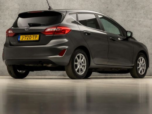 Ford Fiesta 1.0 EcoBoost Titanium (APPLE CARPLAY, GROOT NAVI, CLIMATE, GETINT GLAS, PARKEERSENSOREN, SPORTSTO... ActivLease financial lease