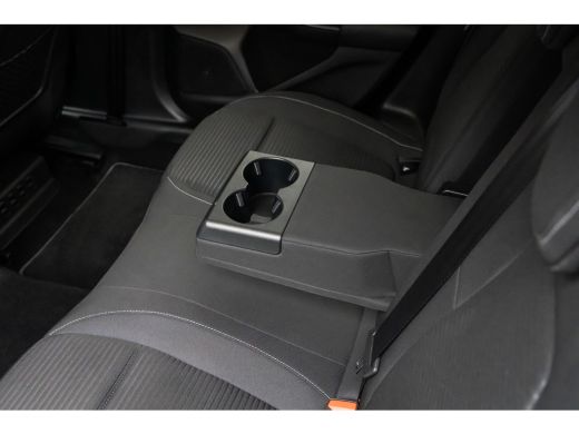 Ford Focus 1.0 EcoBoost Hybrid Titanium X Business | Trekhaak | Stuur/stoel/voorruit verwarming | Apple Carp... ActivLease financial lease