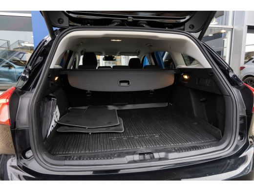 Ford Focus 1.0 EcoBoost Hybrid Titanium X Business | Trekhaak | Stuur/stoel/voorruit verwarming | Apple Carp... ActivLease financial lease