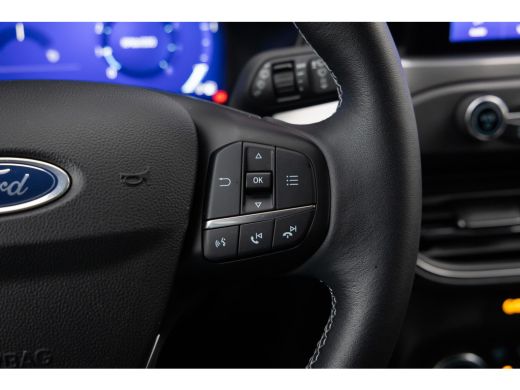 Ford Focus 1.0 EcoBoost Hybrid Titanium X Business | Trekhaak | Stuur/stoel/voorruit verwarming | Apple Carp... ActivLease financial lease