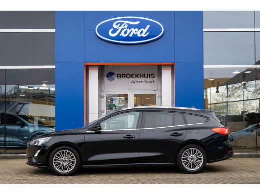 Ford Focus 1.0 EcoBoost Hybrid Titanium X Business | Trekhaak | Stuur/stoel/voorruit verwarming | Apple Carp... ActivLease financial lease