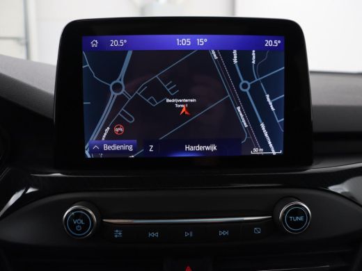 Ford Focus 1.0 EcoBoost ST Line | Panoramadak | Camera | Carplay | Navigatie | Full LED | Climate control | ... ActivLease financial lease