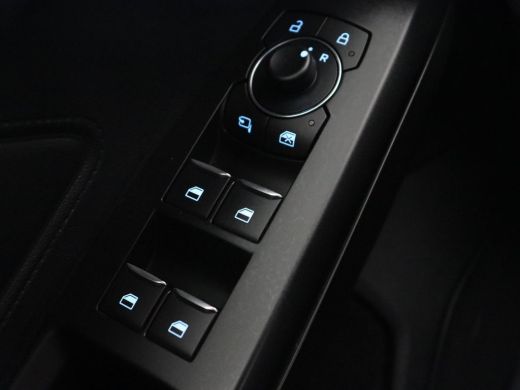 Ford Focus 1.0 EcoBoost ST Line | Panoramadak | Camera | Carplay | Navigatie | Full LED | Climate control | ... ActivLease financial lease