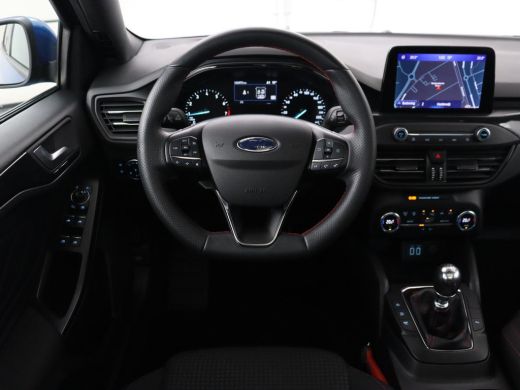 Ford Focus 1.0 EcoBoost ST Line | Panoramadak | Camera | Carplay | Navigatie | Full LED | Climate control | ... ActivLease financial lease