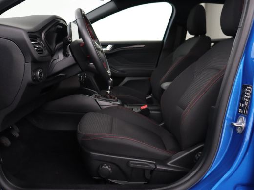 Ford Focus 1.0 EcoBoost ST Line | Panoramadak | Camera | Carplay | Navigatie | Full LED | Climate control | ... ActivLease financial lease