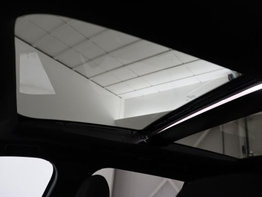 Ford Focus 1.0 EcoBoost ST Line | Panoramadak | Camera | Carplay | Navigatie | Full LED | Climate control | ... ActivLease financial lease