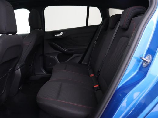 Ford Focus 1.0 EcoBoost ST Line | Panoramadak | Camera | Carplay | Navigatie | Full LED | Climate control | ... ActivLease financial lease