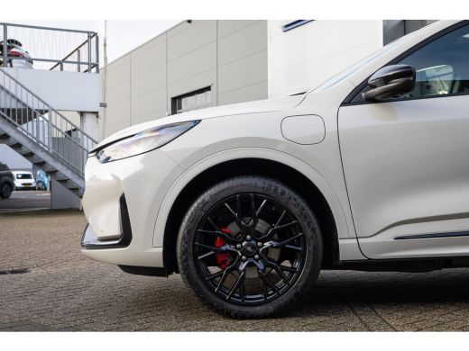 Ford Kuga 2.5 PHEV Sound Edition | Elektrisch glazen panorama-dak | Matrix LED koplampen | Stuurwiel verwarmd ActivLease financial lease