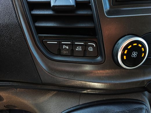 Ford Transit 350 2.0 TDCI L2 H2 - 130 Pk - Euro 6 - Airco - Cruise Control ActivLease financial lease